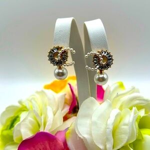 Pearl & Banquette Crystal Gemstone Earrings NEW